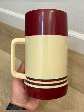 Vintage Aladdin Wide Mouth Pint Thermos With Handle Beige Red Plastic USA Made